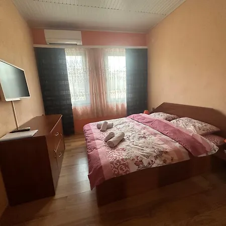 Guest house Zornitsa 2*